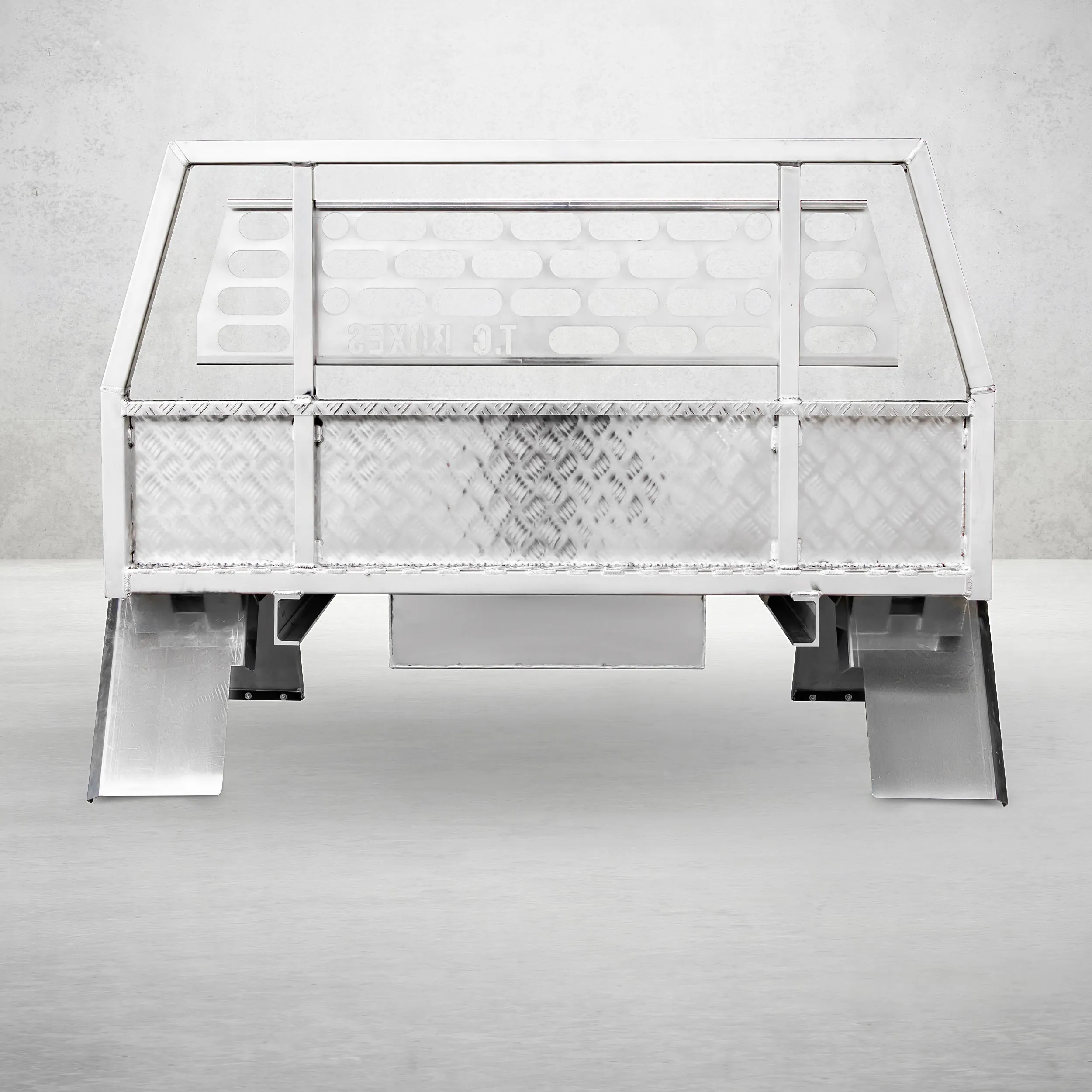 Aluminium Tray w/Headboard 1950mm - Alloy